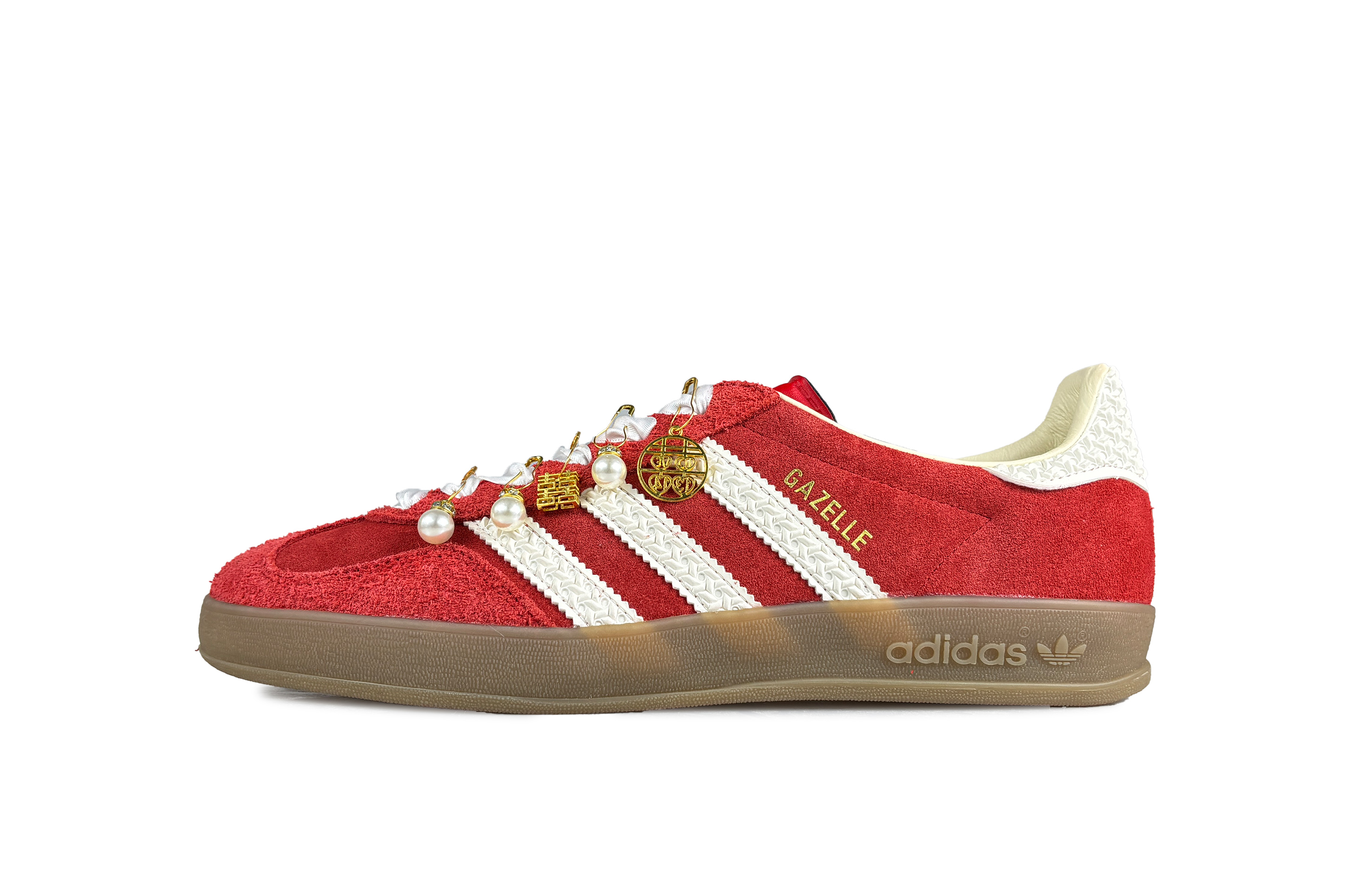 Adidas Originals GAZELLE INDOOR Match Made In Heaven Anti Slip Wear Resistant Low Top Skateboard Shoes Unisex Red White купить в интернет-магазине Yoocart с быстрой доставкой по России.
