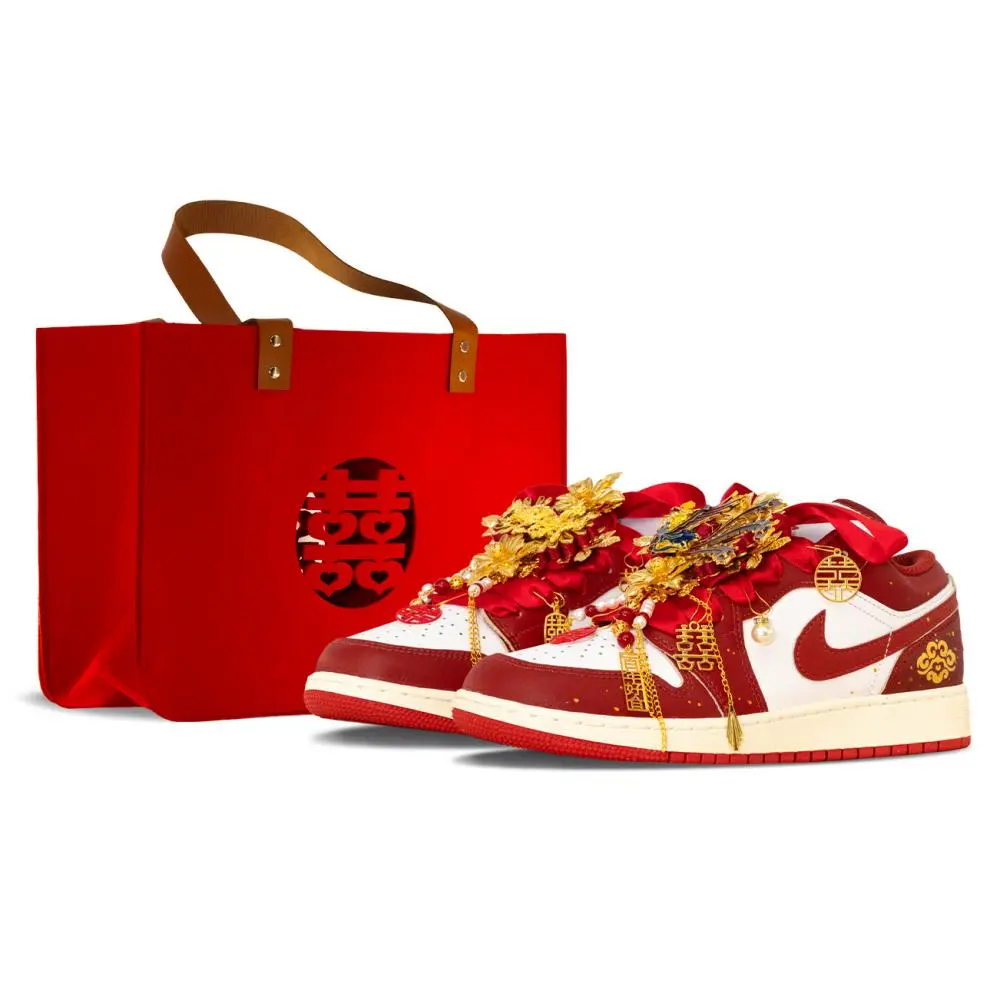 Jordan Air Jordan 1 Abrasion Resistant Low top Vintage Basketball Shoes Unisex Red White