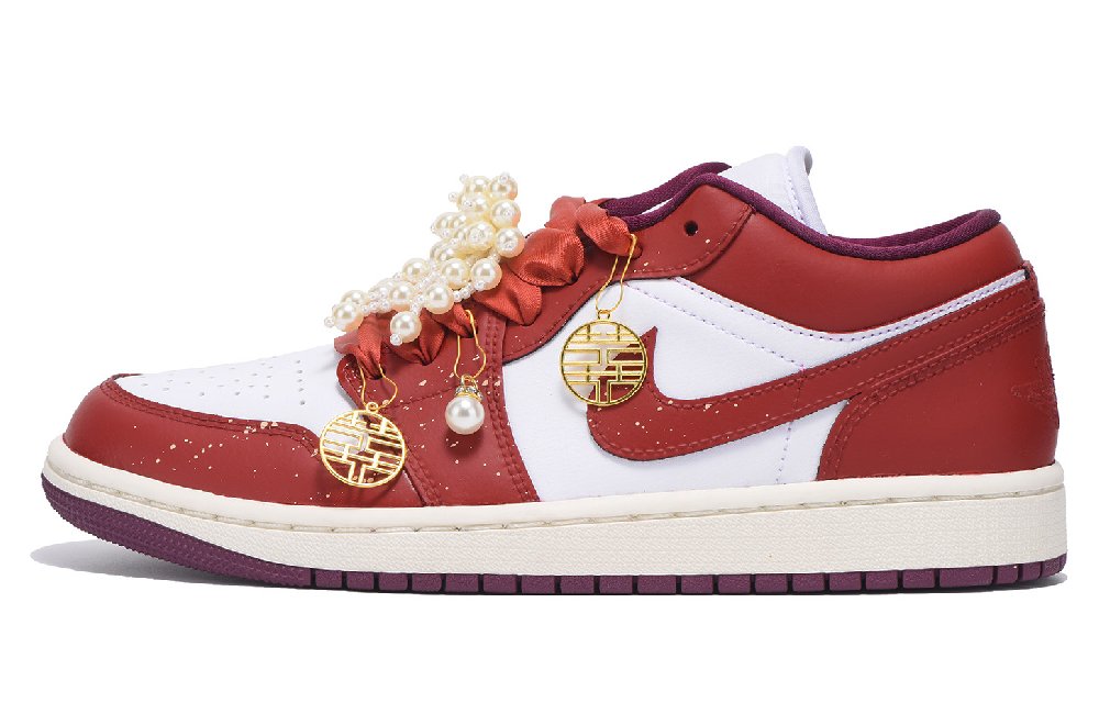 Jordan Air Jordan 1 Anti-Slip And Wear-Resistant Coverage Low-Top Vintage Basketball Shoes Women's True Red