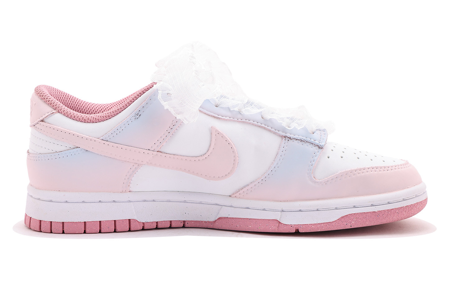 Nike Dunk Abrasion Resistant Low Top Skateboard Shoes Women's Pink White купить в интернет-магазине Yoocart с быстрой доставкой по России.