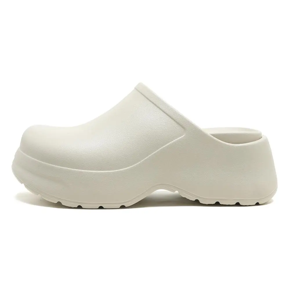 Jeep Closed Toe Slippers Women's Beige