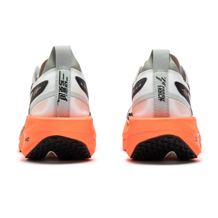 361° Flying Flame 3.5 Cushioning Anti-Slip Wear-Resistant Breathability Low-Top Running Shoes Unisex White Orange