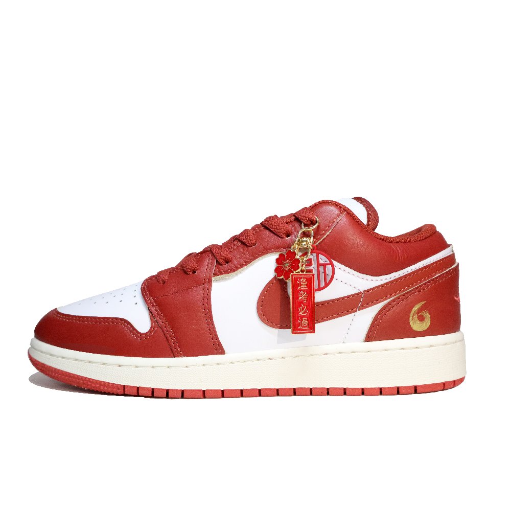 Jordan Air Jordan 1 Anti-Slip Wear-Resistant Low-Top Vintage Basketball Shoes GS White Red Gold