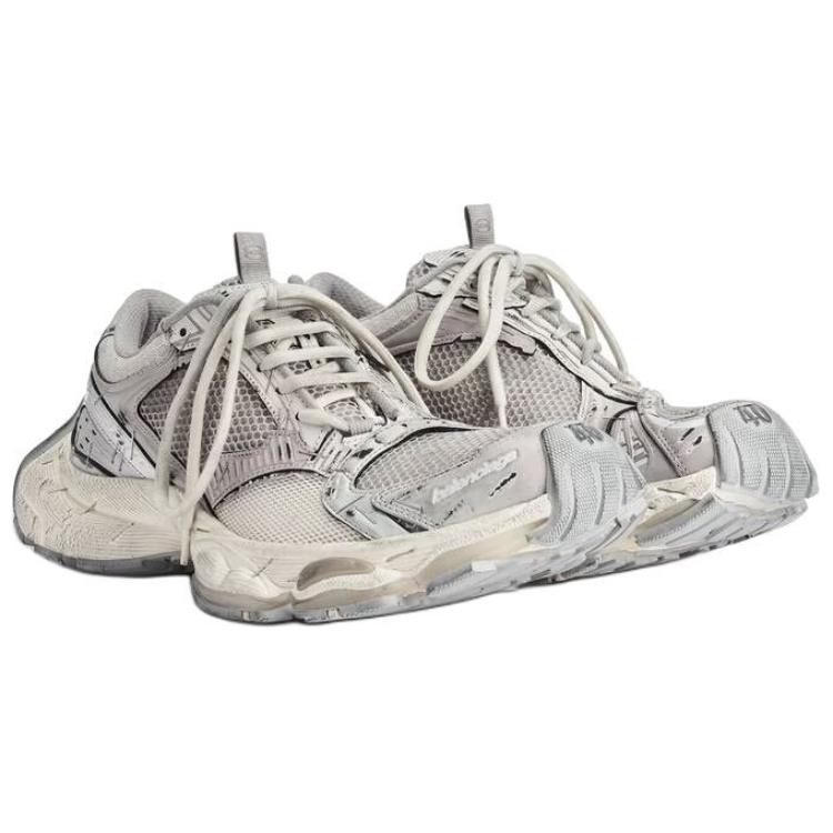 Balenciaga Stapler Stapler Shoe Staples Low-Top Chunky Sneakers Women's Beige купить в интернет-магазине Yoocart с быстрой доставкой по России.