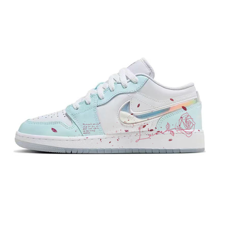 Jordan Air Jordan 1 Cushioning Anti-Slip Wear-Resistant Breathability Low-Top Skateboard Shoes GS White Blue