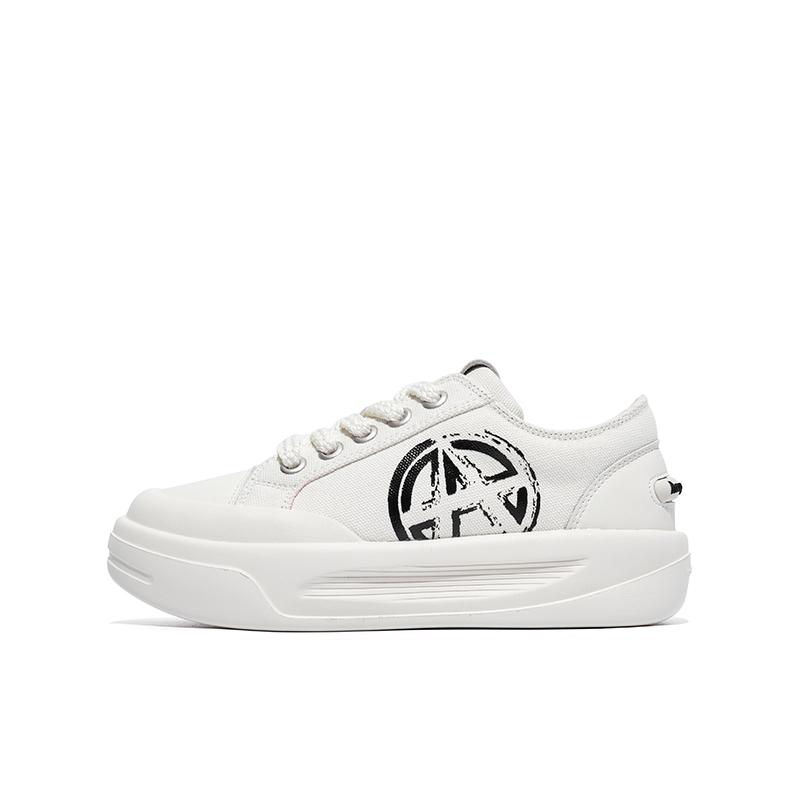 Acupuncture Height Increasing Low-Top Skateboard Shoes Unisex Ivory White Box