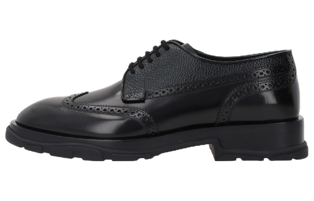 Alexander McQueen Round-Toe Lace-Up Brogues