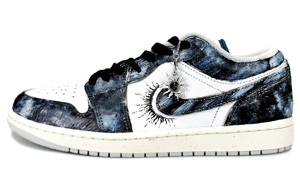 Jordan Air Jordan 1 Abrasion Resistant Low Top Vintage Basketball Shoes Unisex Black White