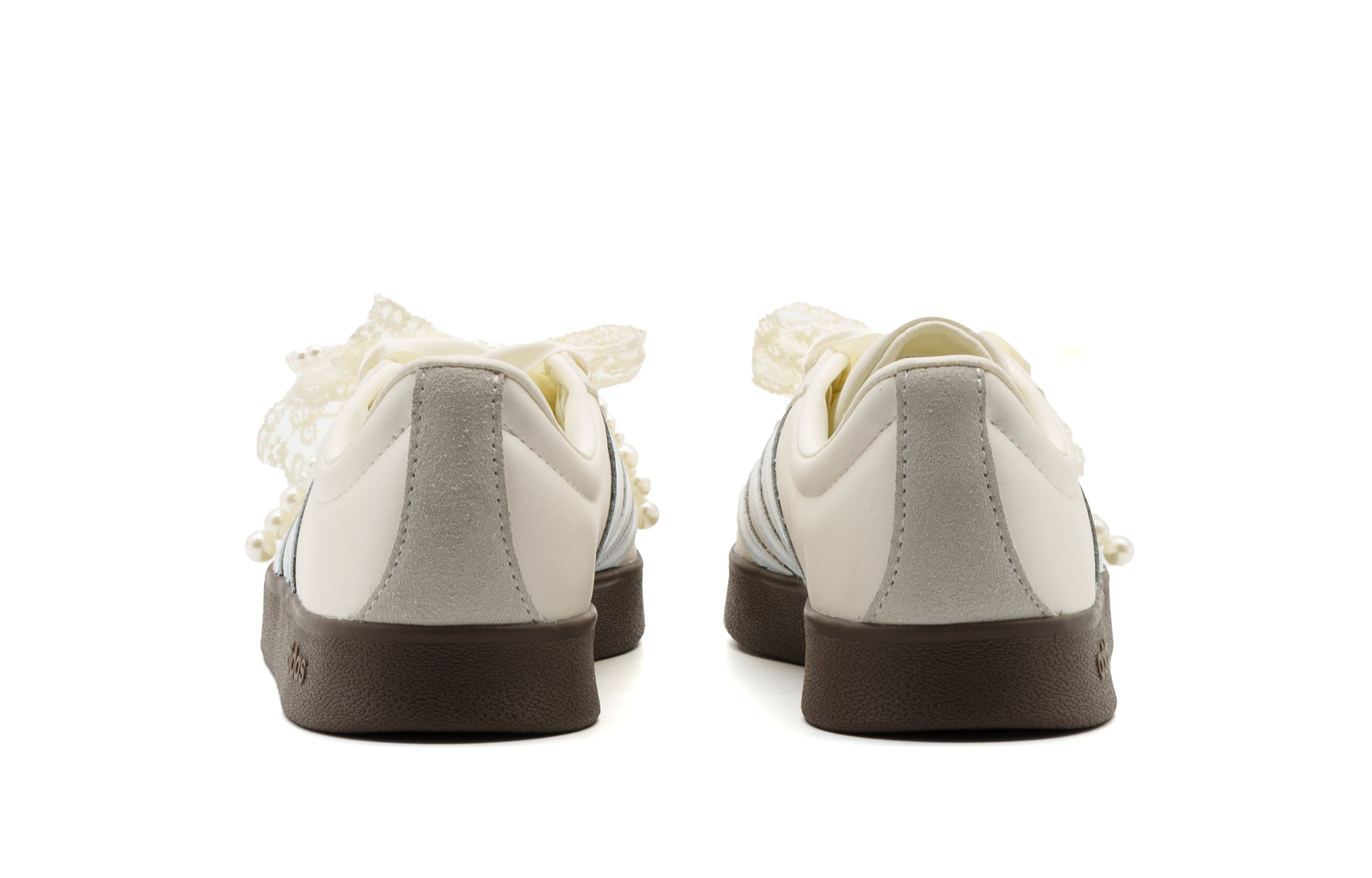 Adidas Vl Court Classic Abrasion Resistant Low Top Skateboard Shoes Unisex Pearl White купить в интернет-магазине Yoocart с быстрой доставкой по России.