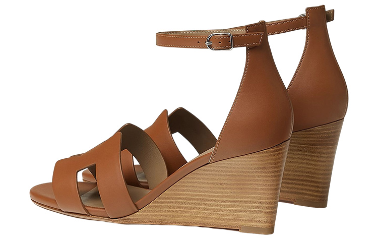 HERMES Lengend One Strap Sandals Women's Brown купить в интернет-магазине Yoocart с быстрой доставкой по России.