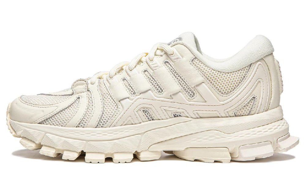 LiNing Abrasion Resistant Breathable Low Top Running Shoes Women's Beige