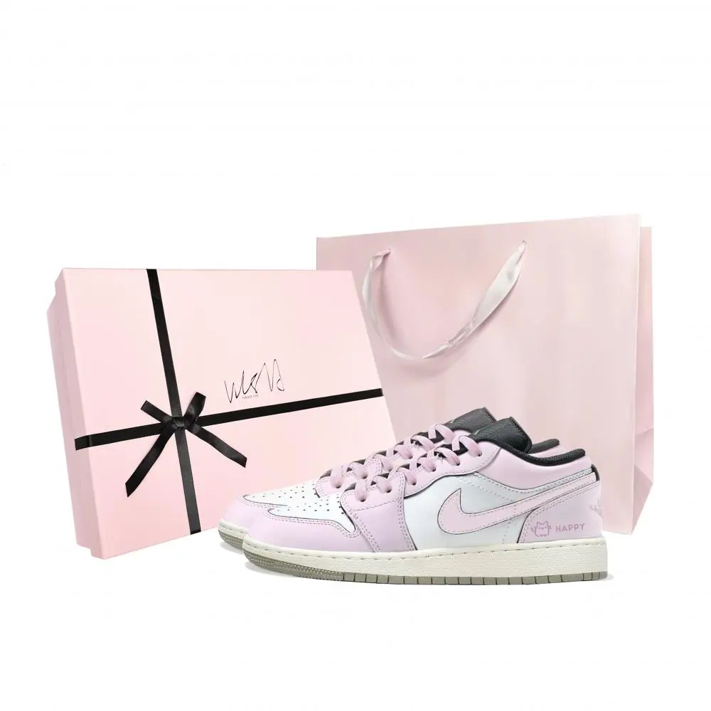 Jordan Air Jordan 1 Strawberry Ice Cream Abrasion Resistant Low top Vintage Basketball Shoes Unisex Pink