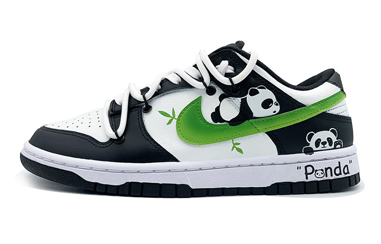 Nike Dunk Skateboard Shoes Women's Low-Top Black White