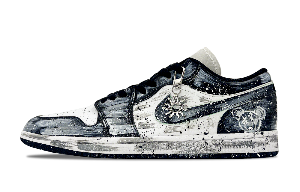 Jordan Air Jordan 1 Abrasion Resistant Low Top Vintage Basketball Shoes Unisex Black White