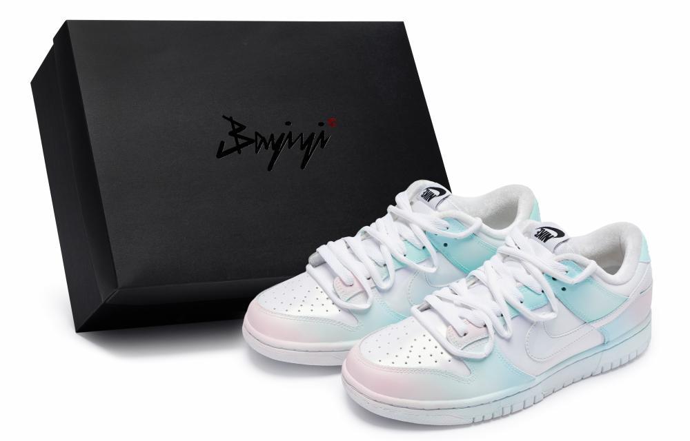 Nike Dunk SE 811 Manufactured Sea Moon Lady Special Shoe Box Low-Top Skateboard Shoes Women's Pink Blue Green White