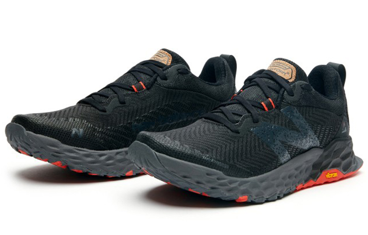 New Balance Fresh Foam Hierro V6 Black Red купить в интернет-магазине Yoocart с быстрой доставкой по России.
