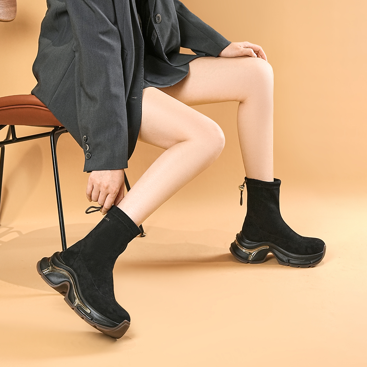EBLAN Ankle Boots Women's Brown купить в интернет-магазине Yoocart с быстрой доставкой по России.