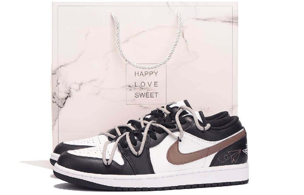 Jordan Air Jordan 1 Slip-Resistant Coverage Low-Top Vintage Basketball Shoes Men's Black Brown