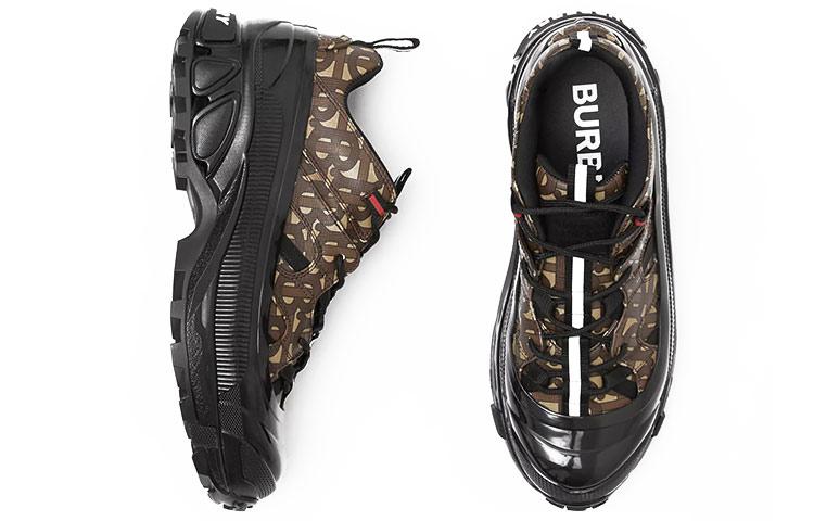 Burberry Arthur Monogram Print E-canvas Women's купить в интернет-магазине Yoocart с быстрой доставкой по России.