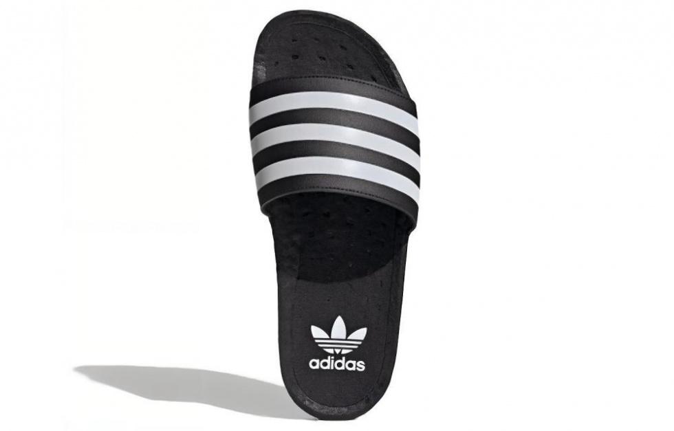 Adidas Adilette Boost Slides 'Core Black White' купить в интернет-магазине Yoocart с быстрой доставкой по России.