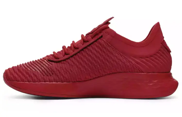 New Balance Fresh Foam Roav Fusion Sneakers Red Women's