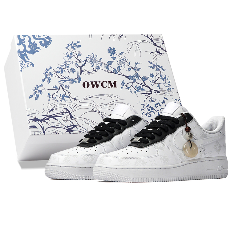 Nike Air Force 1 Low-Top Skateboard Shoes Women's Black White