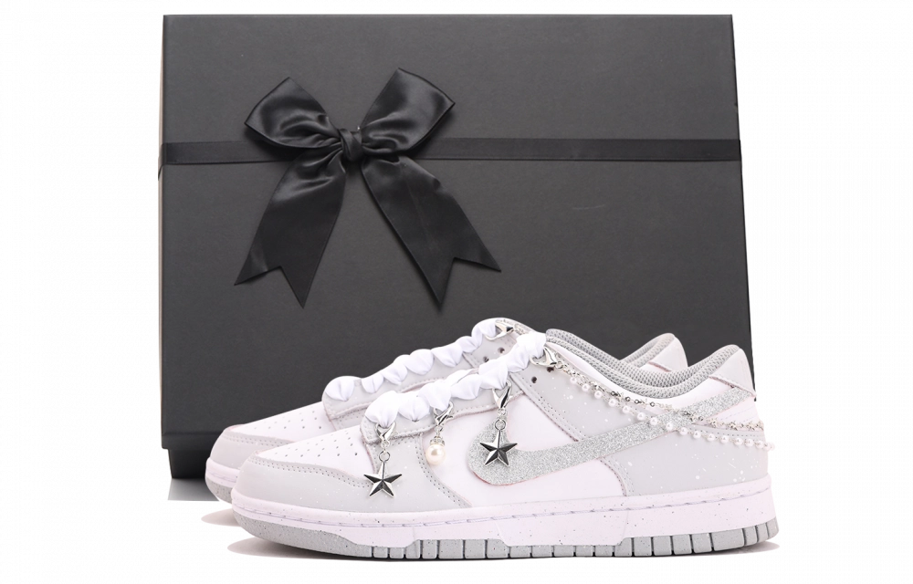 Nike Dunk Abrasion Resistant Low top Skateboard Shoes Unisex White