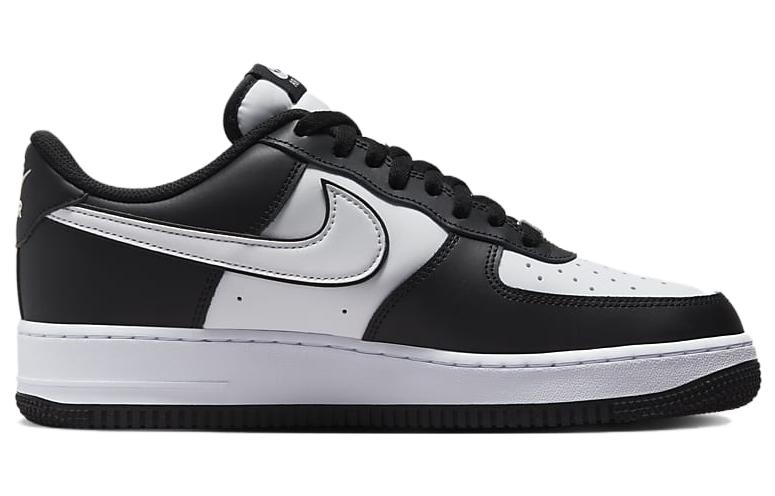Nike Air Force 1 Low '07 White Swoosh Panda купить в интернет-магазине Yoocart с быстрой доставкой по России.