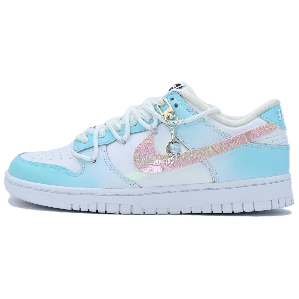 Nike Dunk Skateboard Shoes Women's Low-Top Blue With White Lettering