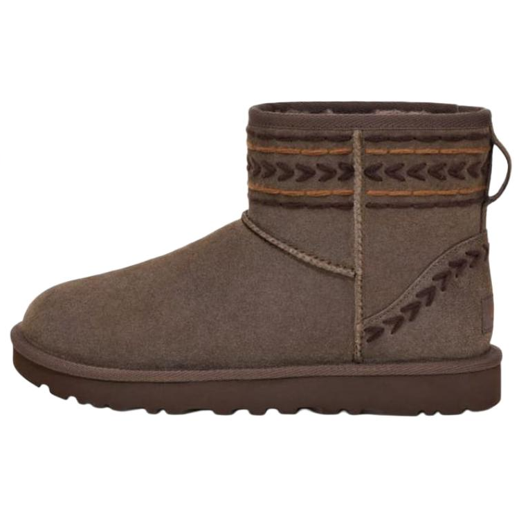 UGG Short Snow Boots Women's Coffee