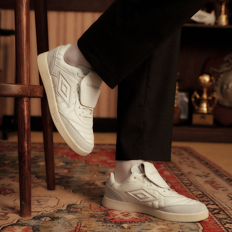 Umbro Low Top Skateboard Shoes Women's Champagne купить в интернет-магазине Yoocart с быстрой доставкой по России.