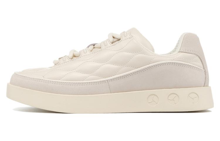 LI NING 1990 Classic Collection Bellflower 3 Wear resistant And Lightweight Low Top Skateboard Shoes Women's Ecru