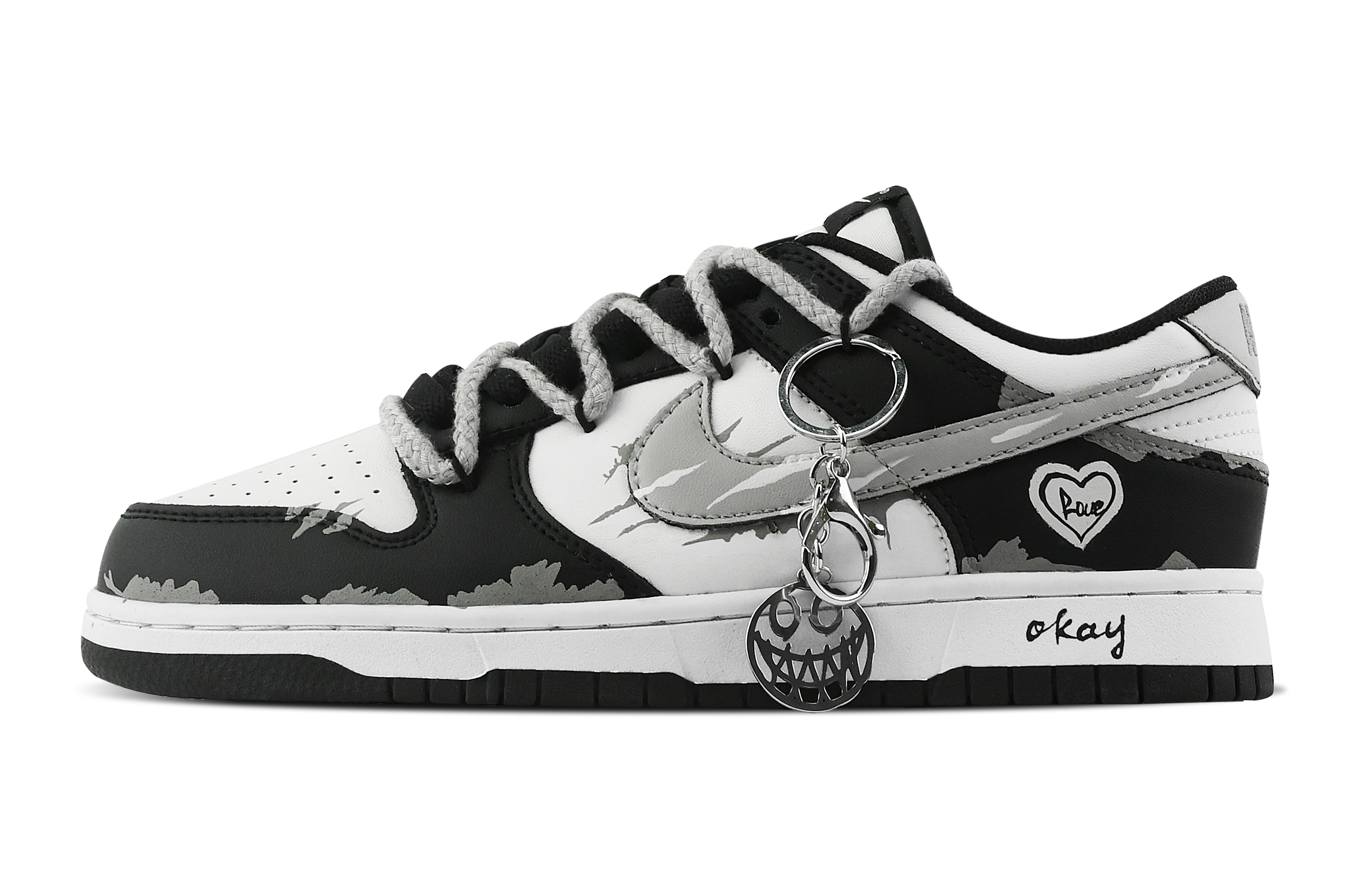Nike Dunk Smiley Face Crack Slip Resistant Abrasion Resistant Low top Skateboard Shoes Unisex