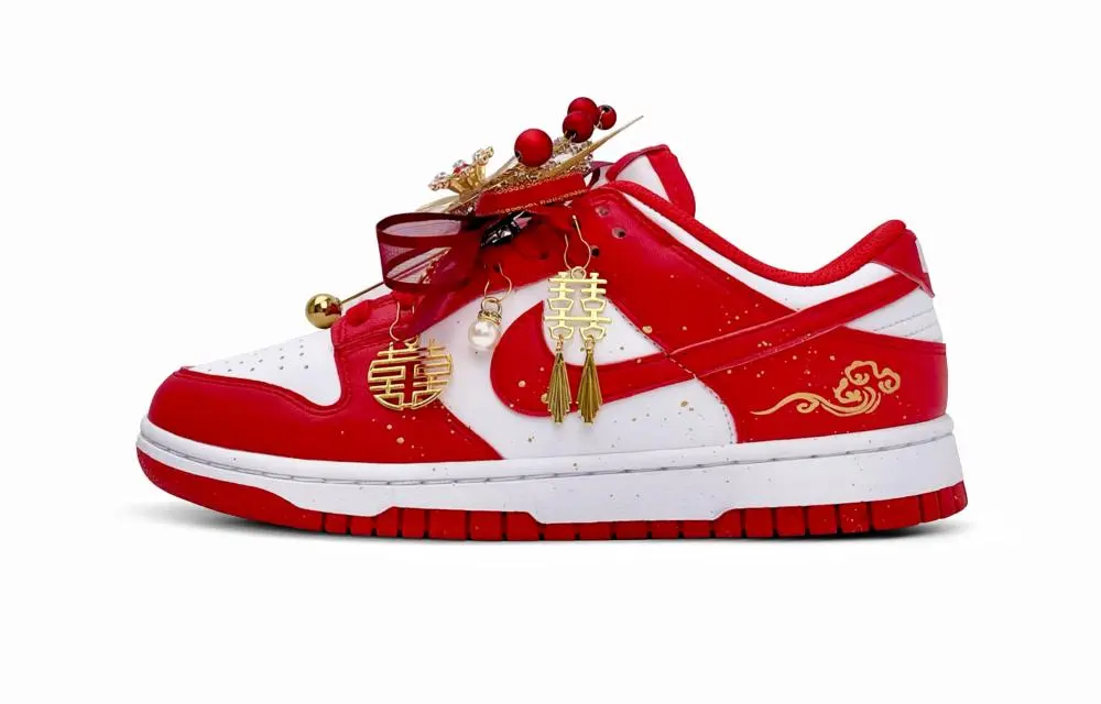 Nike Dunk Abrasion Resistant Low top Skateboard Shoes Unisex Red