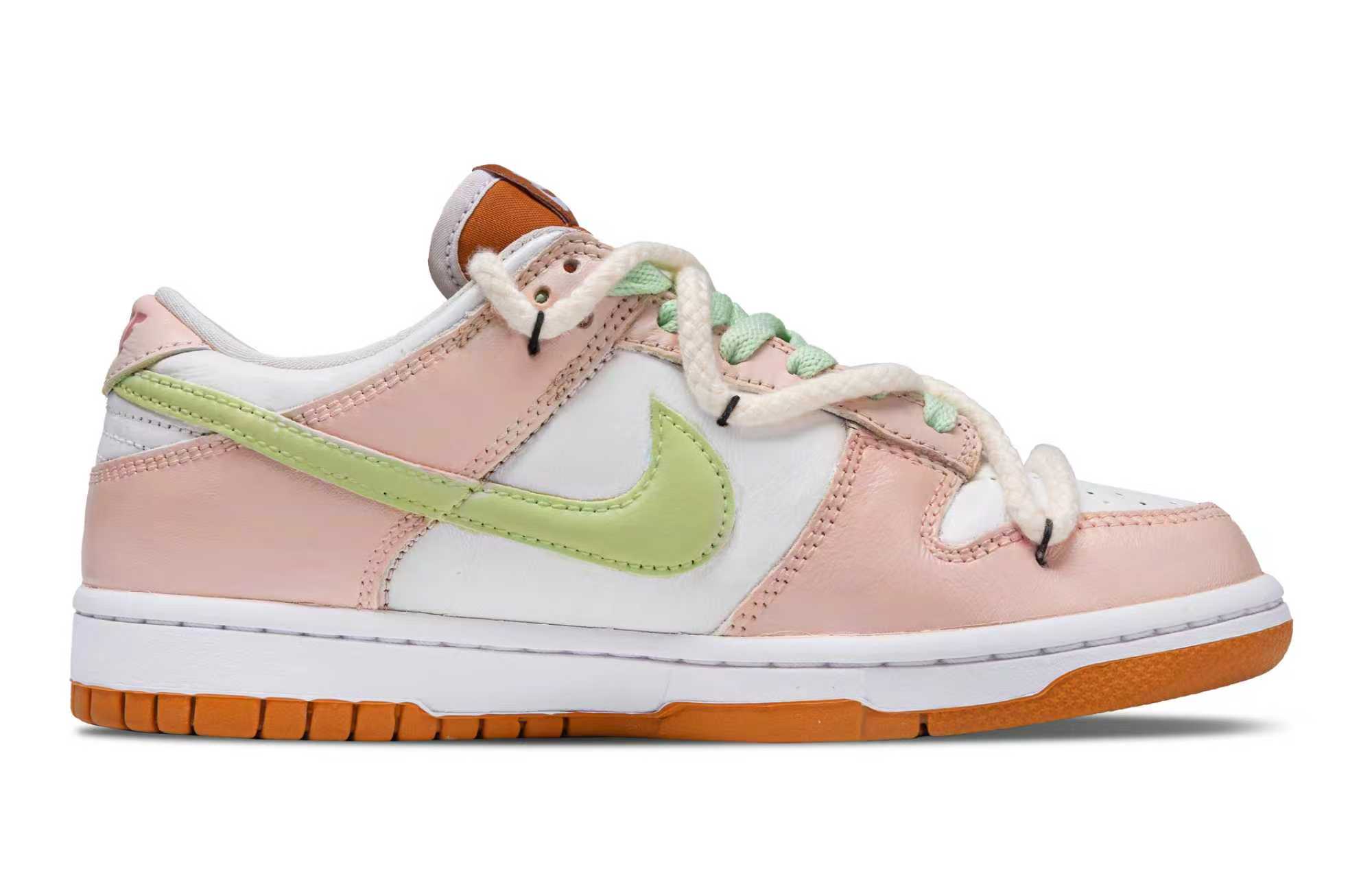 Nike Dunk Guava Sugar Cube Abrasion Resistant Low top Skateboard Shoes Unisex Pink Green купить в интернет-магазине Yoocart с быстрой доставкой по России.