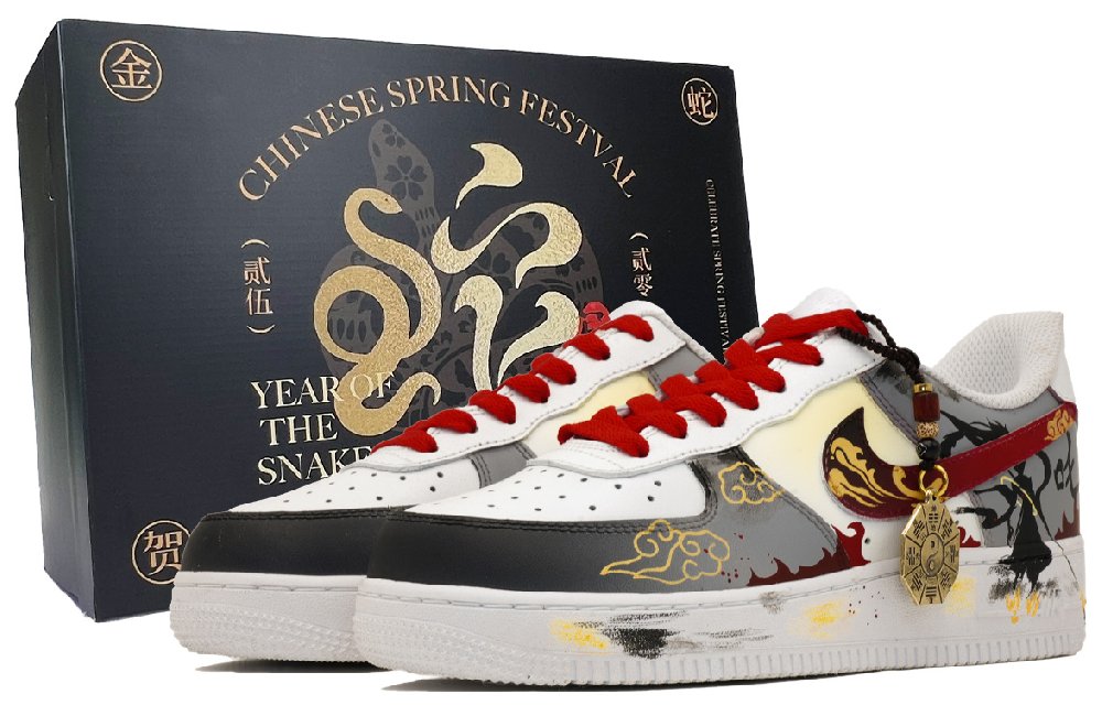 Nike Air Force 1 Skateboard Shoes Unisex Low Top Black/Gold/Red