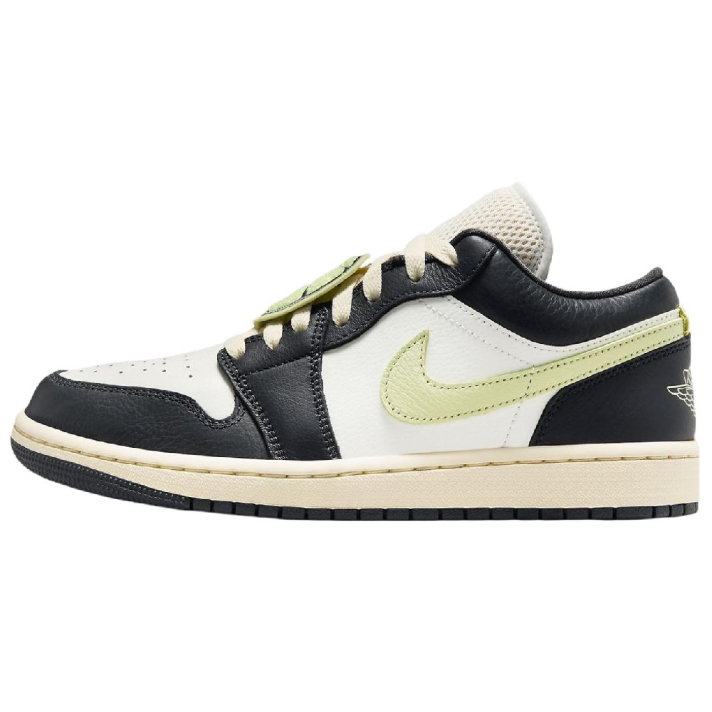 Jordan Air Jordan 1 Slip Resistant Abrasion Resistant Low top Vintage Basketball Shoes Unisex Black White