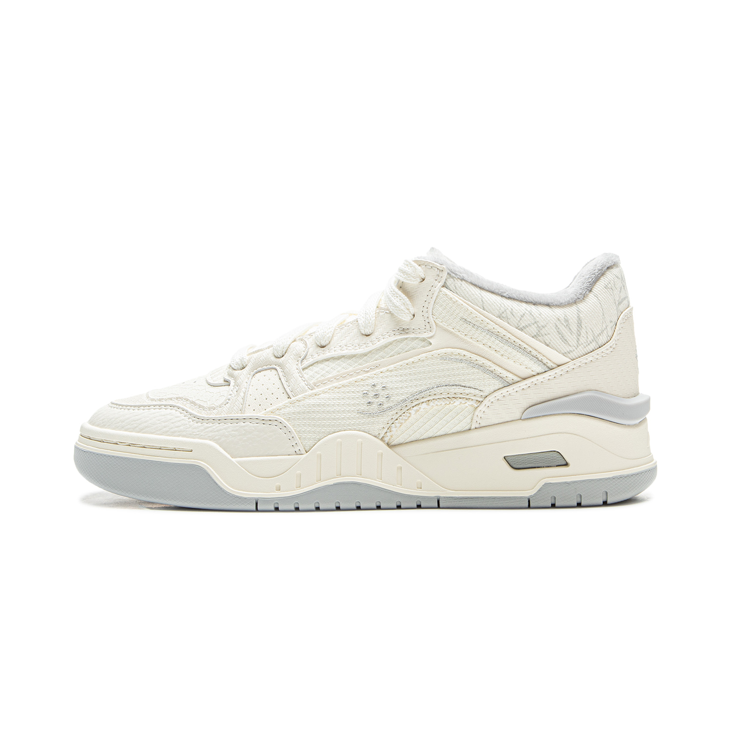 LiNing Moon White 2MID Coverage Thermal Abrasion Resistant Mid top Skateboard Shoes Women's Ecru