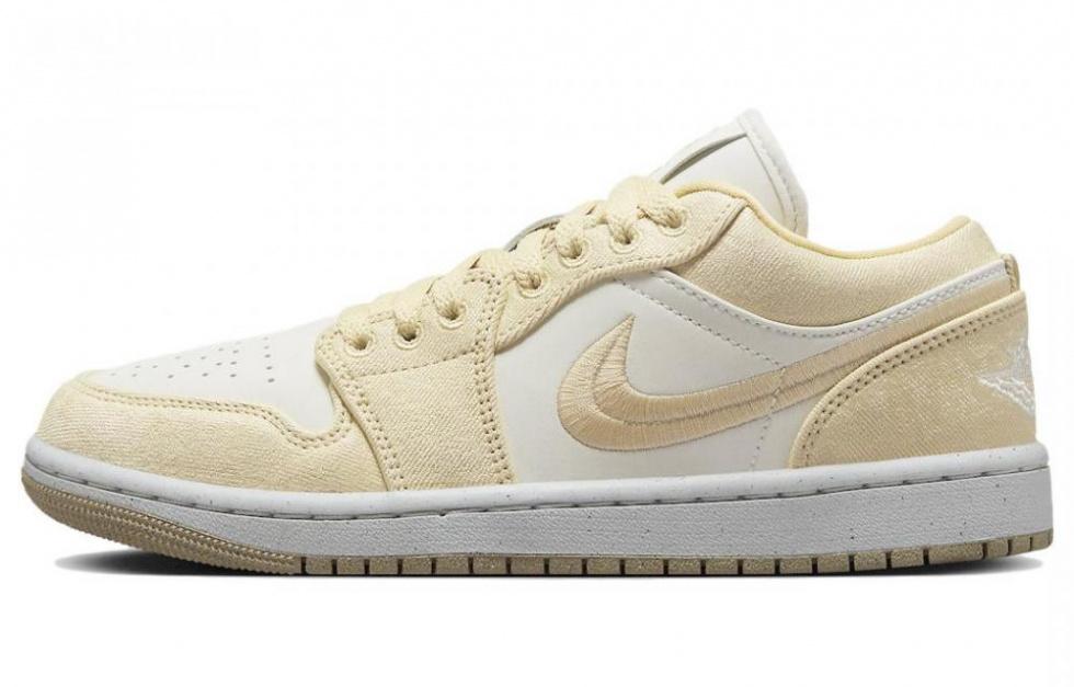 JORDAN 1 Low Se Team Gold Women's