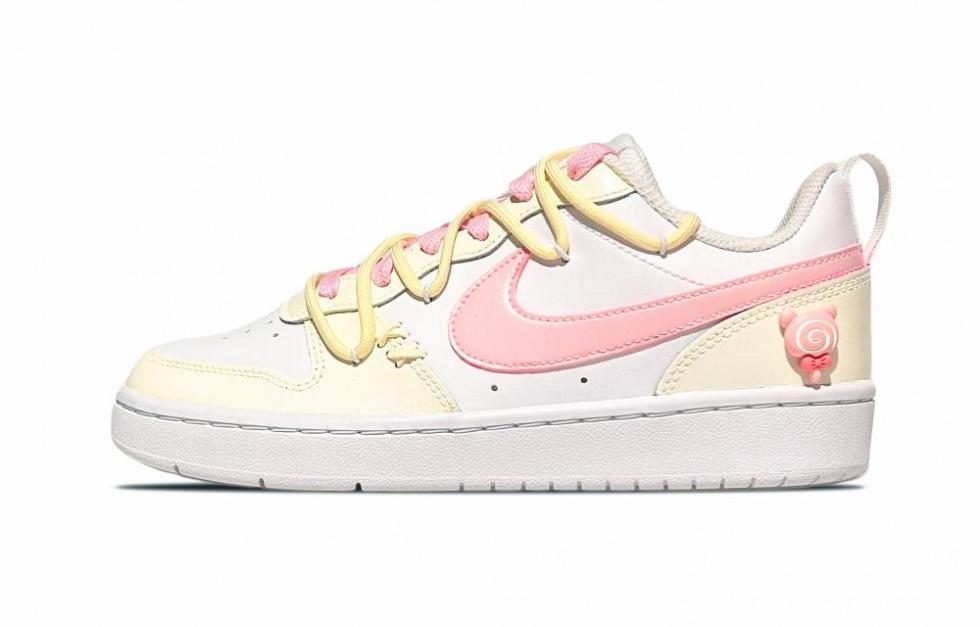Nike Court Borough Low 2 Low-Top Skateboard Shoes GS Pink