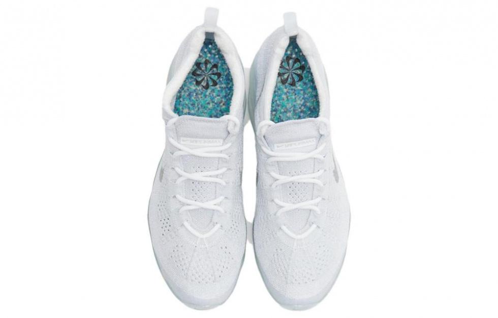 Nike Air VaporMax 2023 Flyknit Pure Platinum купить в интернет-магазине Yoocart с быстрой доставкой по России.