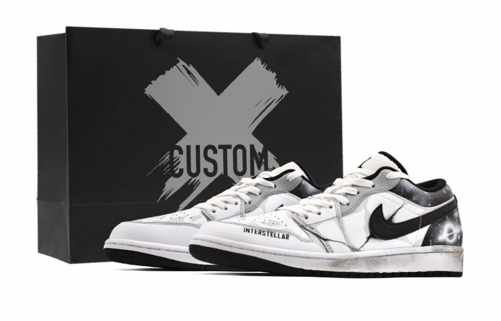 Jordan Air Jordan 1 Interstellar Journey Cushioned Slip-Resistant Low-Top Vintage Basketball Shoes Men's White Black