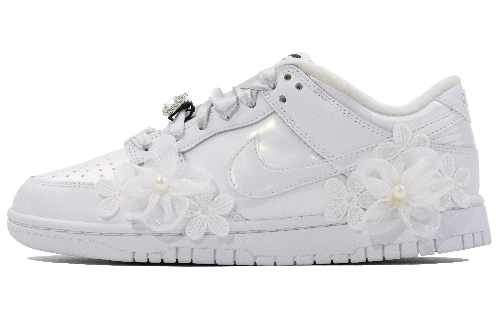 Nike Dunk SB Silver White Wedding Anti Slip Wear Resistant Low Top Skateboard Shoes Women's Silver White