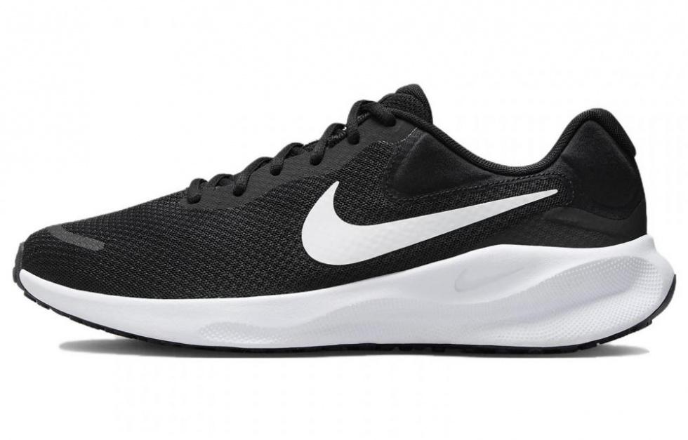 Nike Revolution 7 Black White