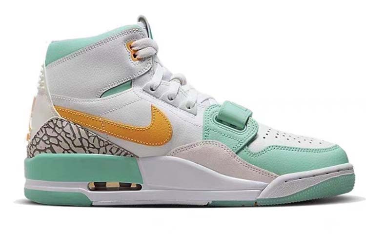 Jordan Legacy 312 Cushioned Wear-Resistant Breathable High-Top Vintage Basketball Shoes Men's White Green купить в интернет-магазине Yoocart с быстрой доставкой по России.