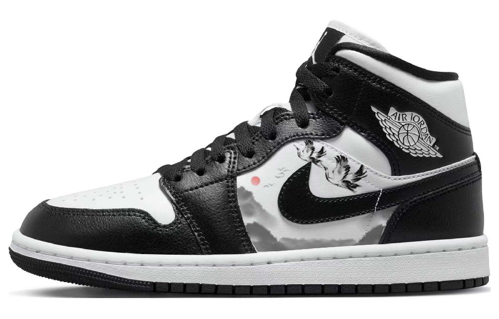 Jordan Air Jordan 1 Anti-Slip Wear-Resistant Mid-Top Vintage Basketball Shoes Women's Black White