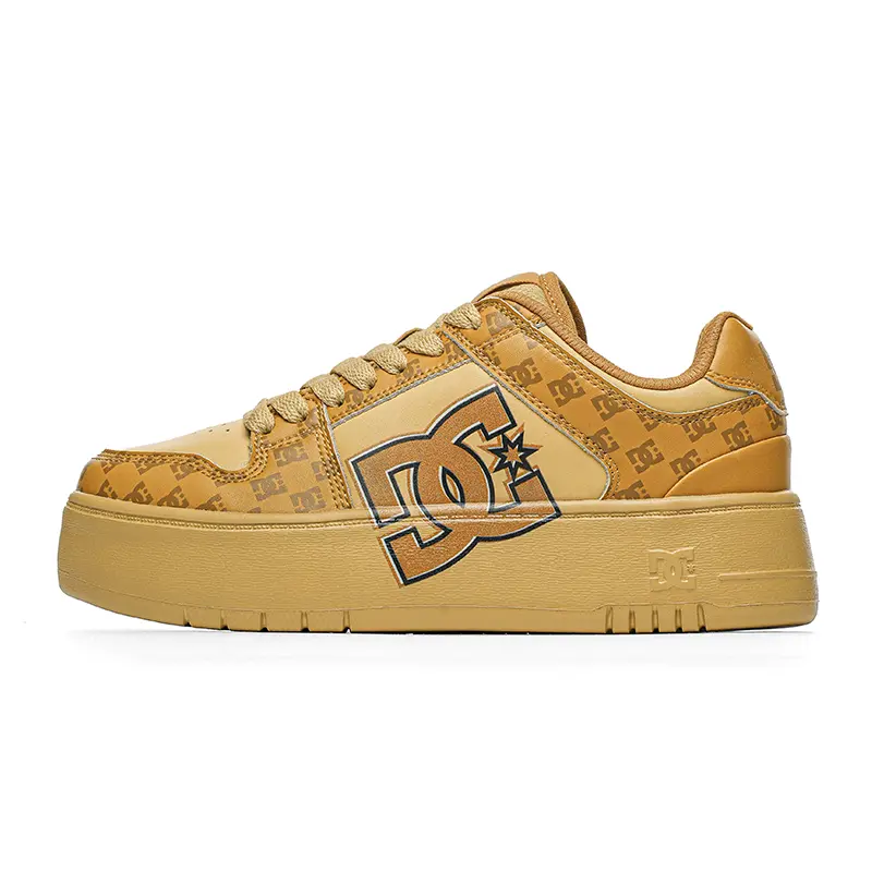 DC Shoes MANTECA PLATFORM Low top Skateboard Shoes Women's