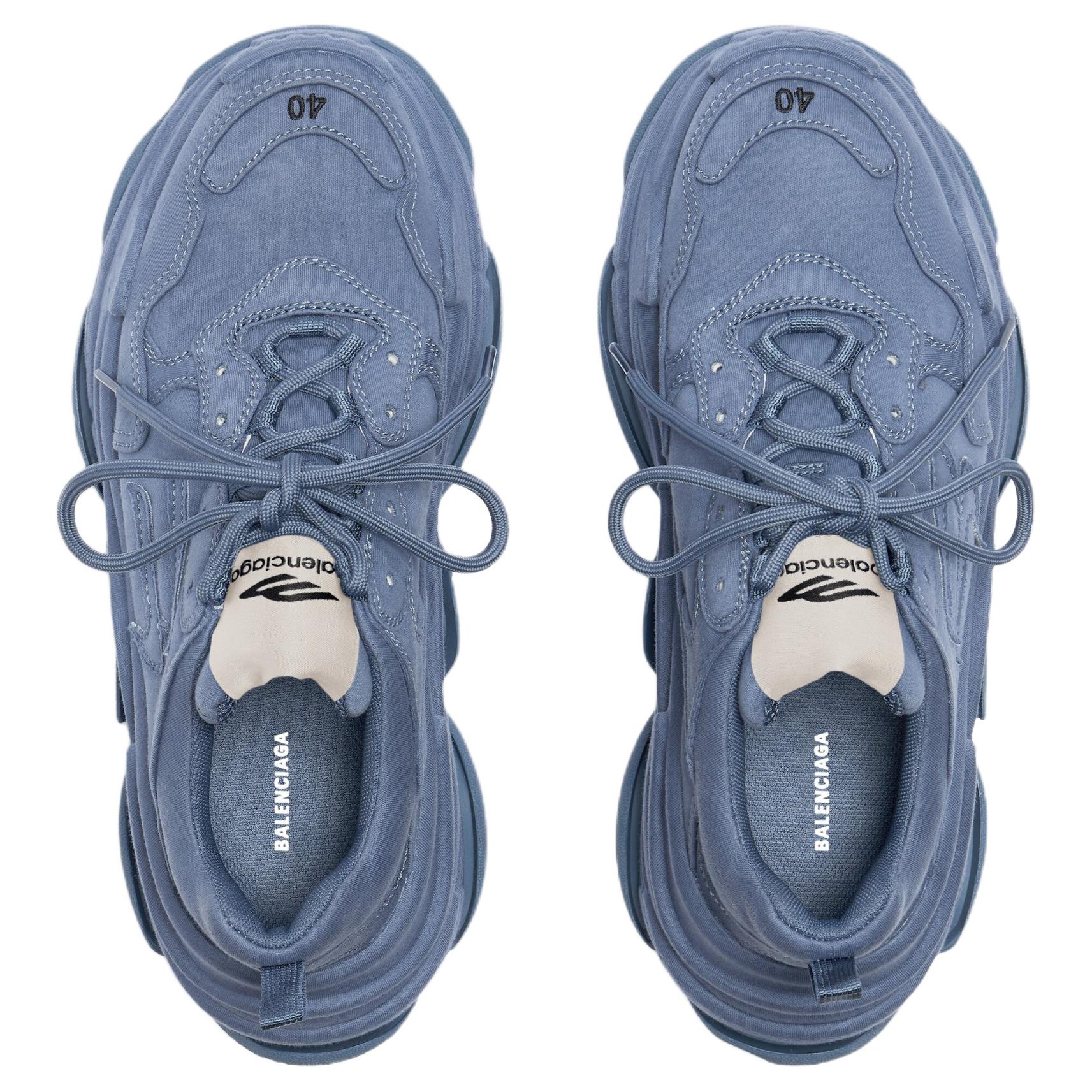 Balenciaga Triple S Low Top Chunky Sneakers Men's Blue купить в интернет-магазине Yoocart с быстрой доставкой по России.