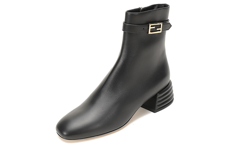 FENDI Ankle Boots Women's Black купить в интернет-магазине Yoocart с быстрой доставкой по России.