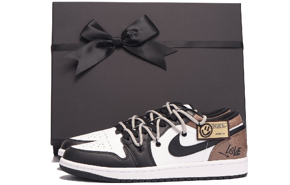 Jordan Air Jordan 1 Slip-Resistant Coverage Low-Top Vintage Basketball Shoes Men's Black Brown